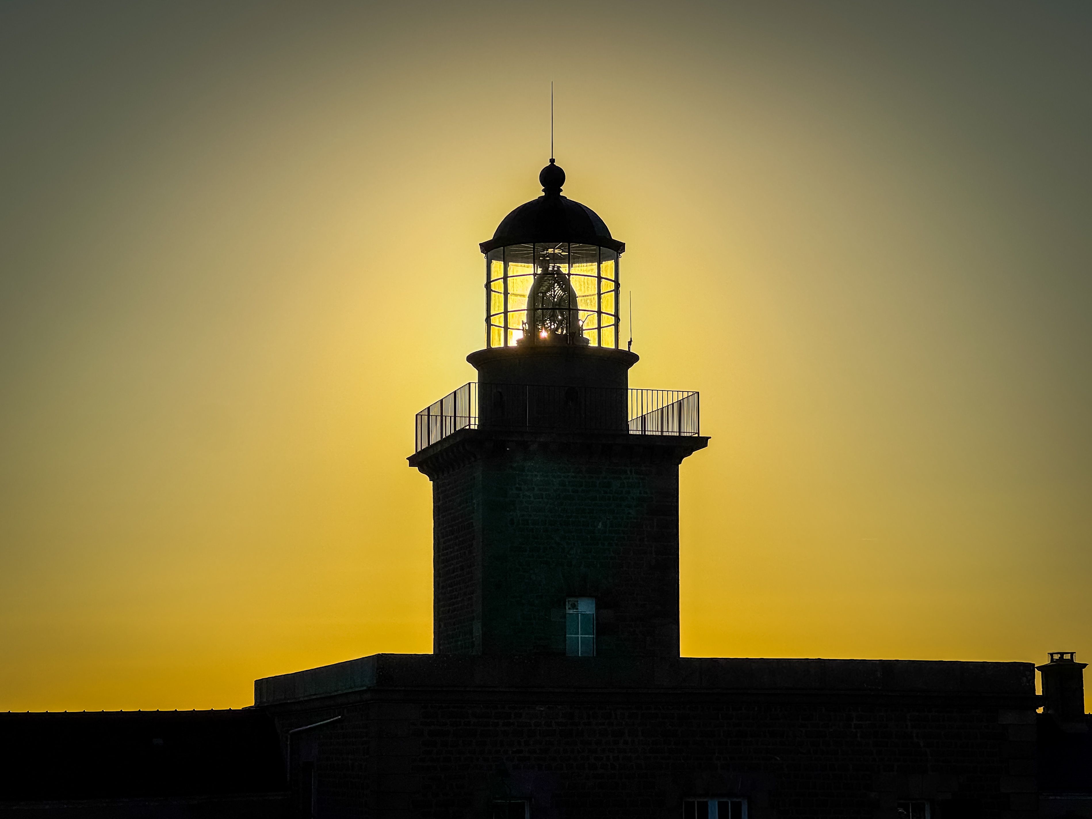 Orientation in the Evening Light