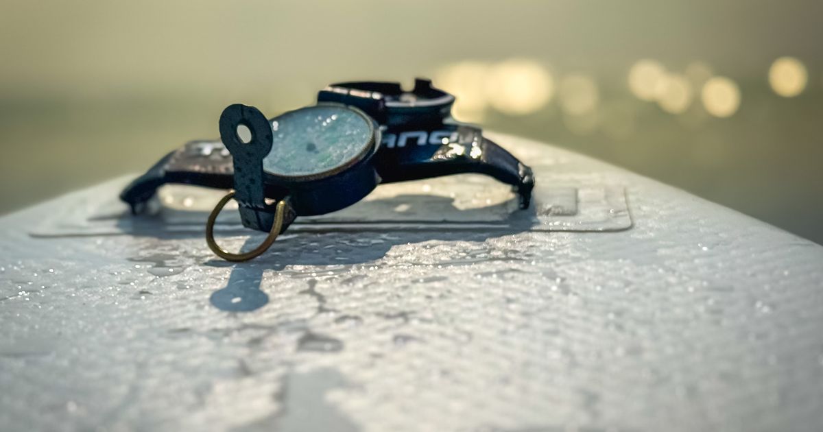 Compass in the Light